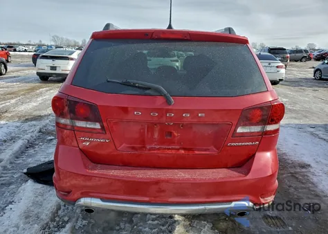 2018 Dodge Journey Crossroad z USA, uszkodzony, nr VIN 3C4PDDGG1JT449768
